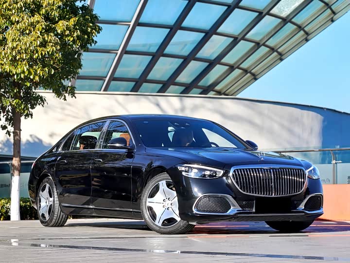 Фото 3 - Mercedes-Benz Maybach S-Class