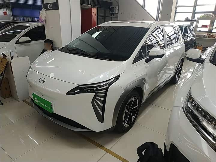 Фото 2 - GAC Aion Y