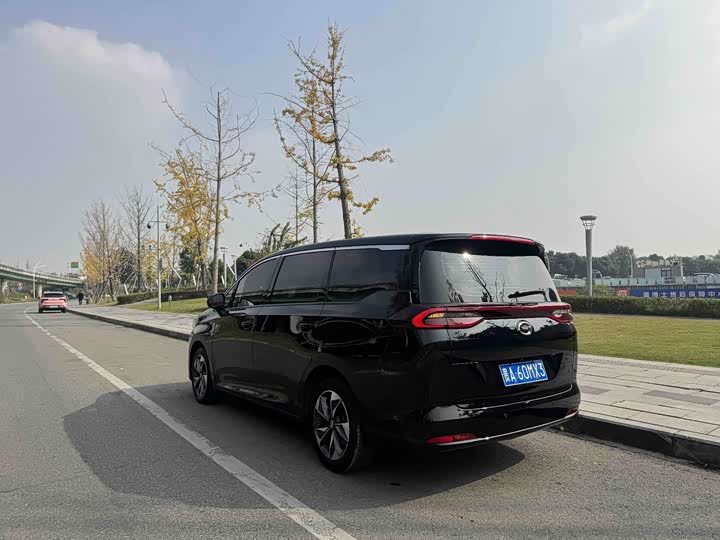 Фото 12 - GAC Trumpchi M6