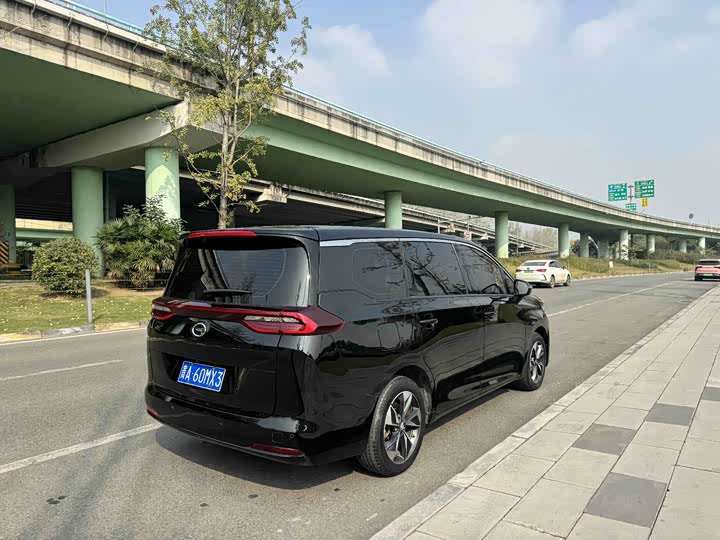Фото 13 - GAC Trumpchi M6