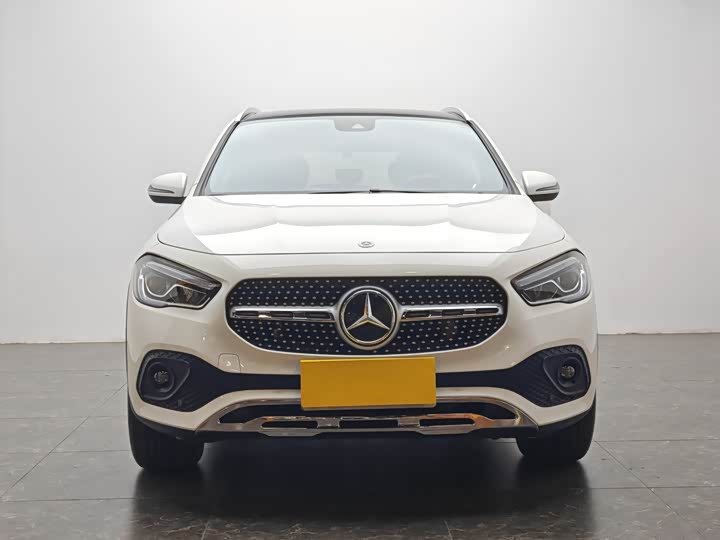 Фото 5 - Mercedes-Benz GLA-Class