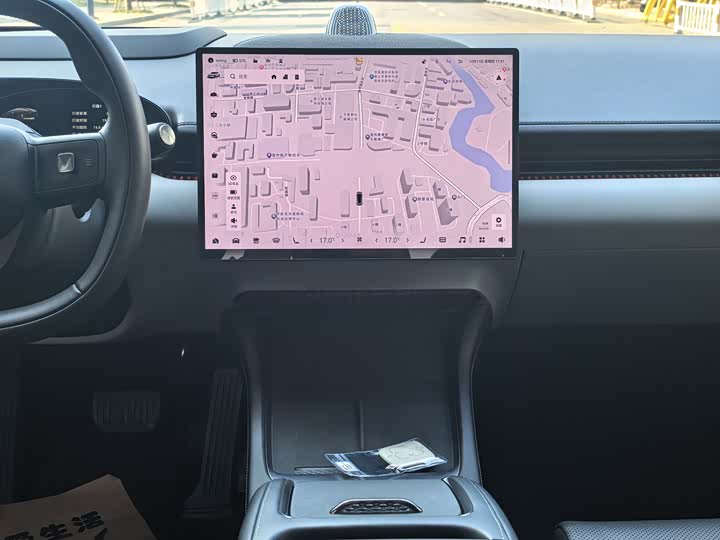 Фото 10 - Zeekr 007