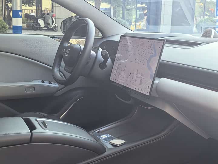 Фото 5 - Zeekr 007