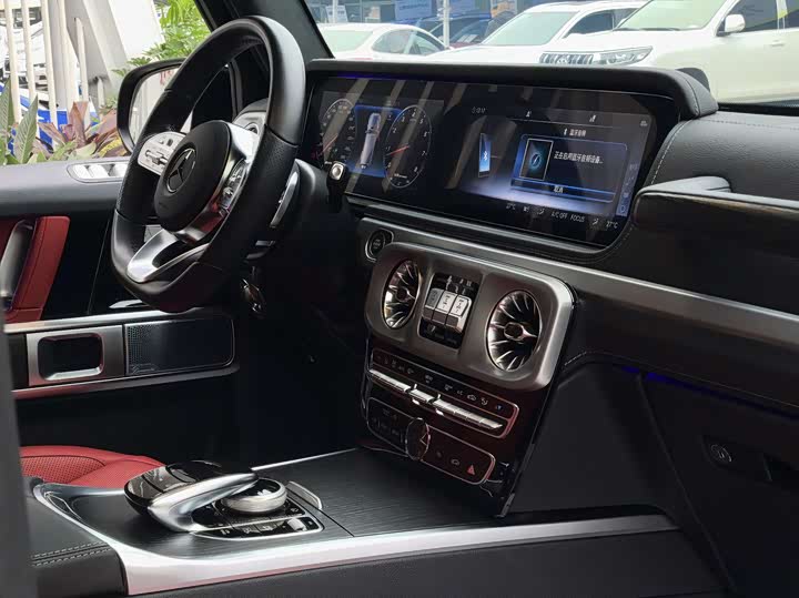 Фото 7 - Mercedes-Benz G-Class