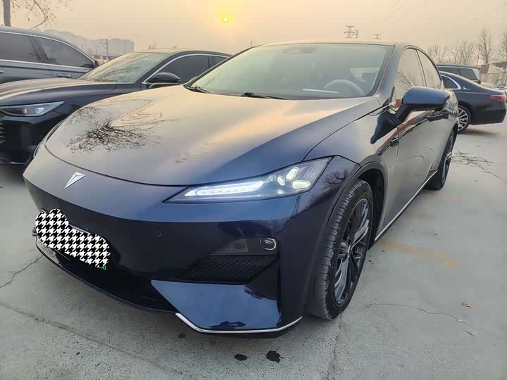 Фото 1 - Changan Deepal SL03