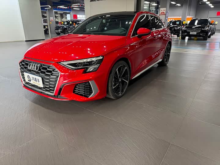 Фото 1 - Audi A3