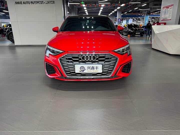 Фото 2 - Audi A3