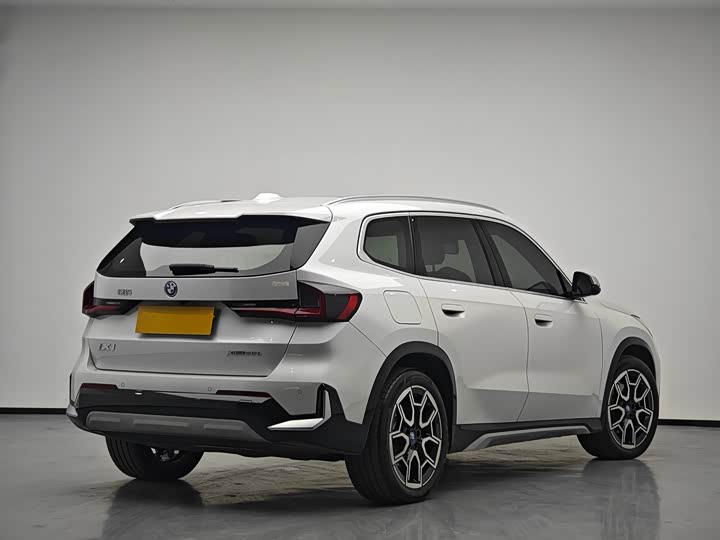 Фото 5 - BMW iX1