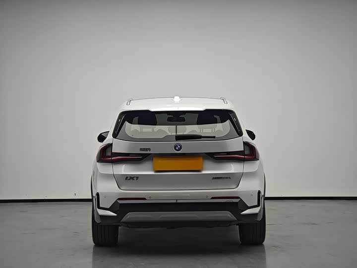 Фото 7 - BMW iX1