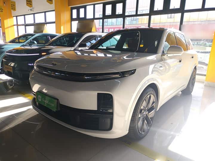 Фото 1 - LiXiang L7