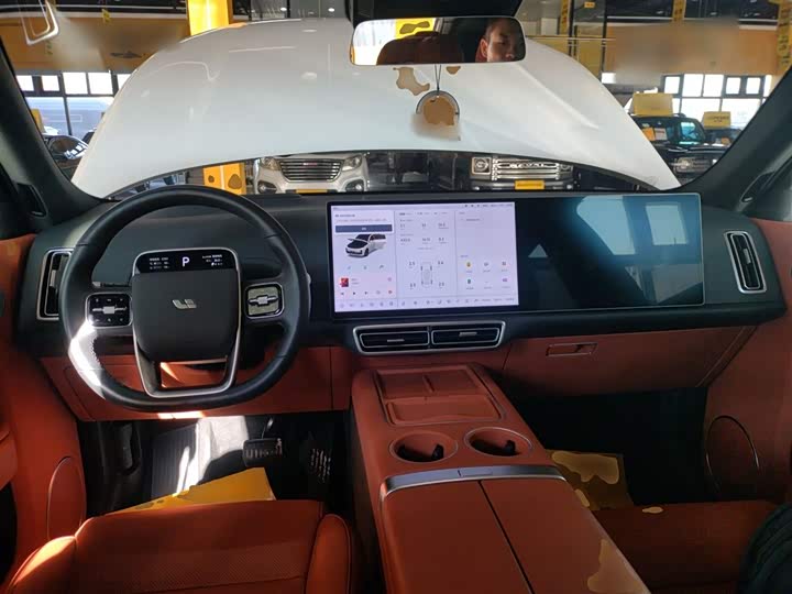 Фото 10 - LiXiang L7