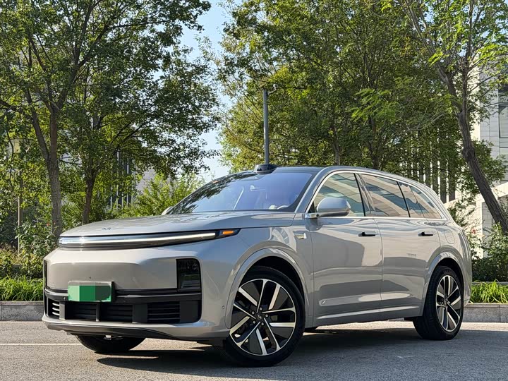 Фото 1 - LiXiang L7