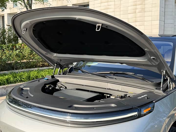 Фото 26 - LiXiang L7