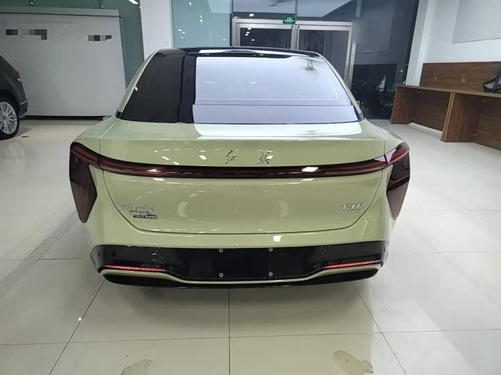 Фото 6 - Hongqi EH7