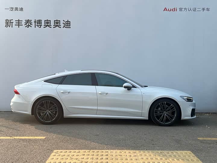 Фото 3 - Audi A7
