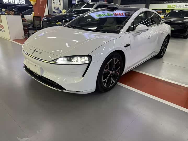 Фото 9 - Luxeed S7