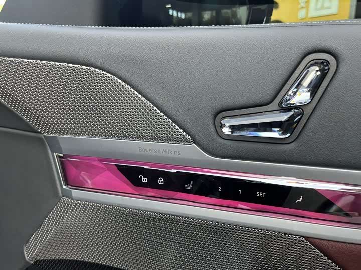 Фото 7 - BMW 7 Series