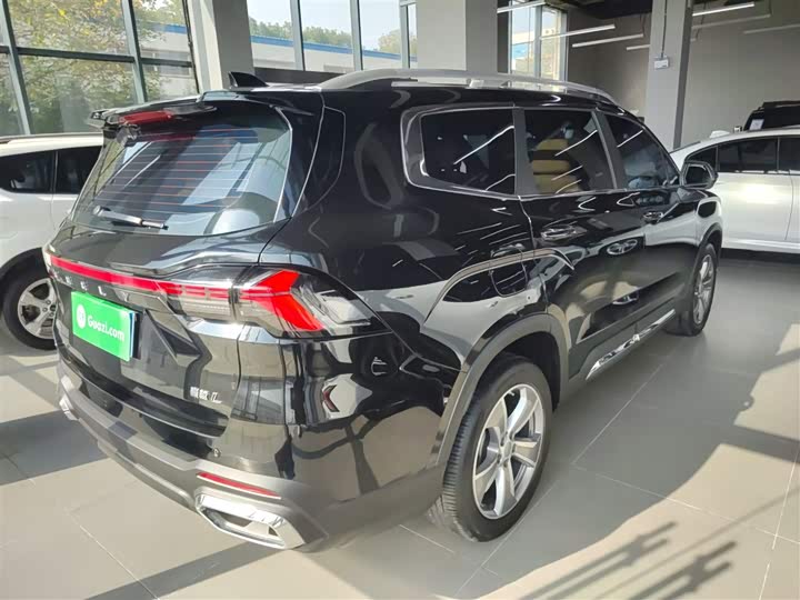 Фото 7 - Geely Okavango L