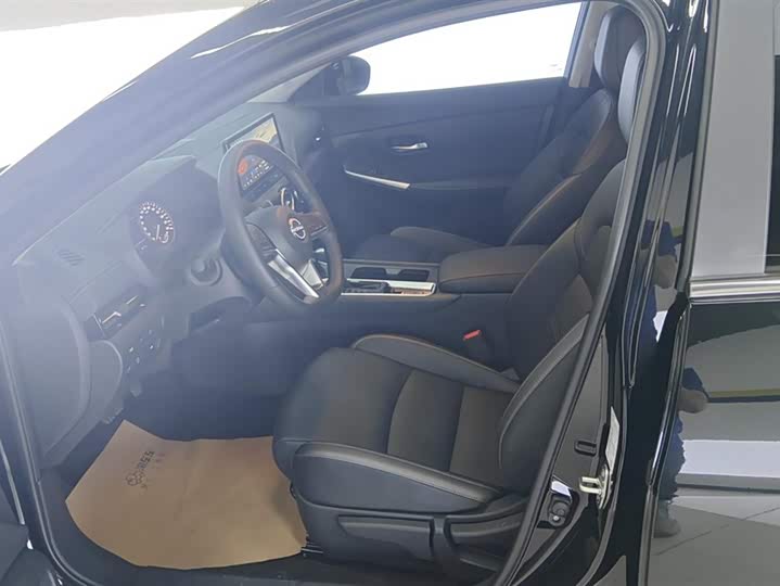 Фото 9 - Nissan Sylphy