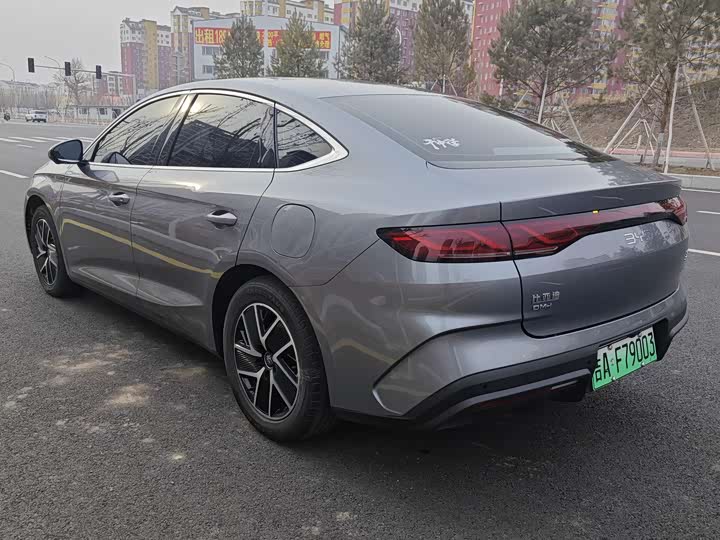 Фото 10 - BYD Qin L