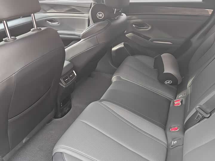 Фото 7 - BYD Qin L