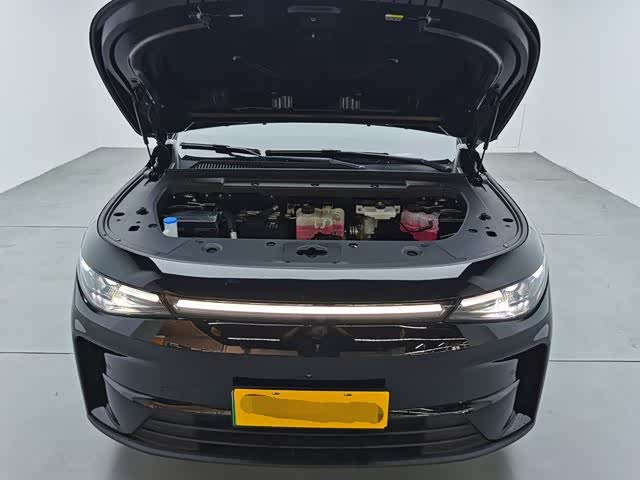 Фото 9 - Leapmotor C10