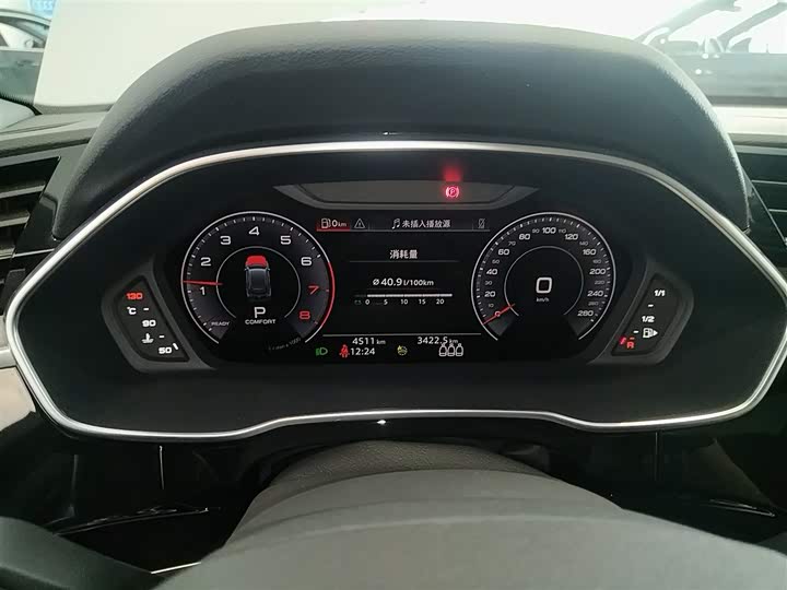 Фото 12 - Audi Q3