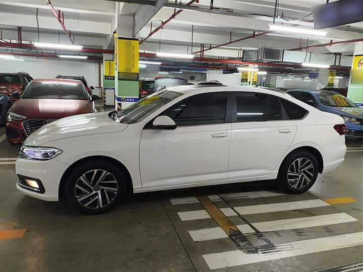 Фото 5 - Volkswagen Lavida