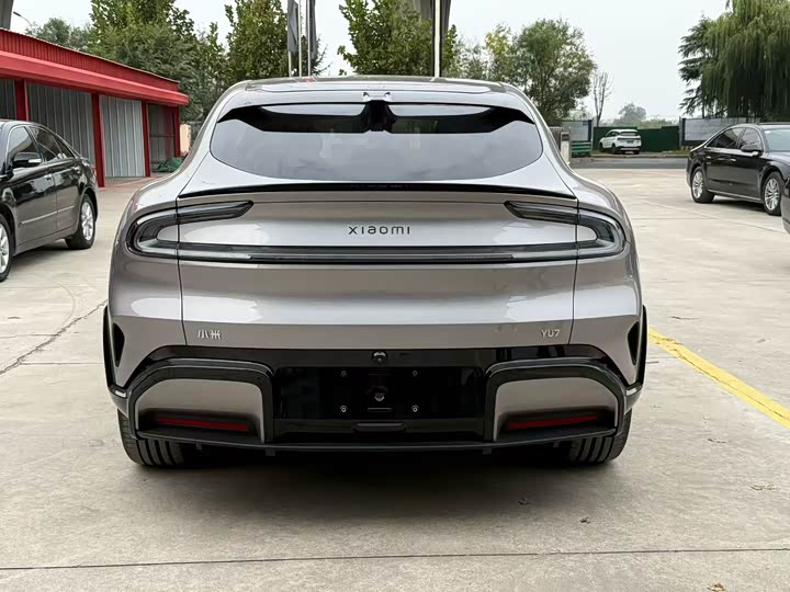 Фото 4 - Xiaomi YU7