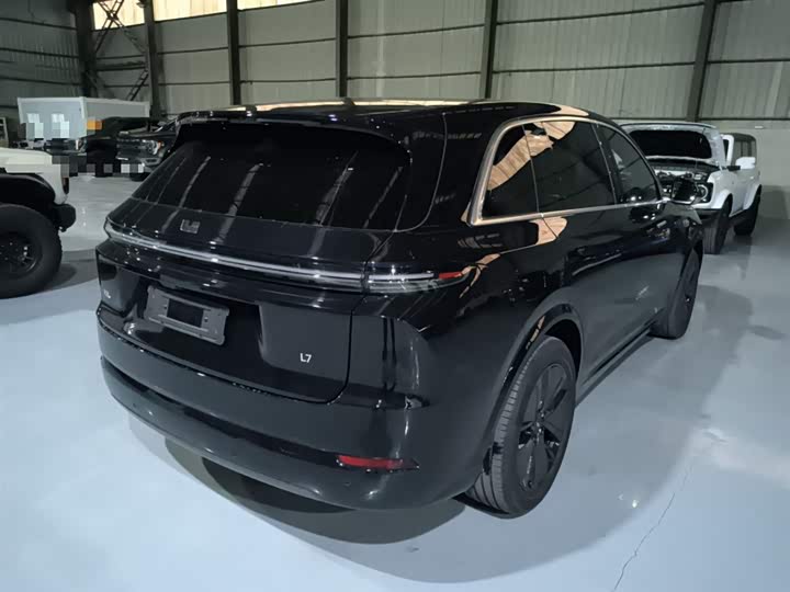 Фото 7 - LiXiang L7