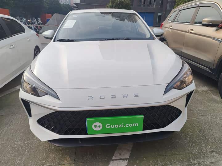 Фото 2 - Roewe i5