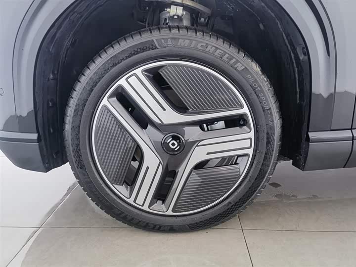 Фото 17 - Changan Qiyuan (Nevo) E07