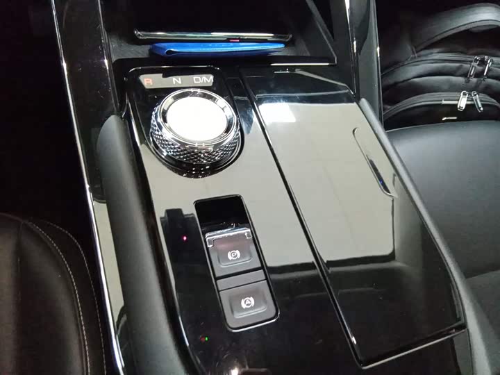 Фото 14 - Haval H6