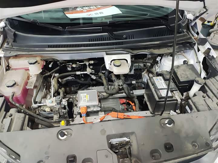 Фото 11 - BYD Yuan Pro