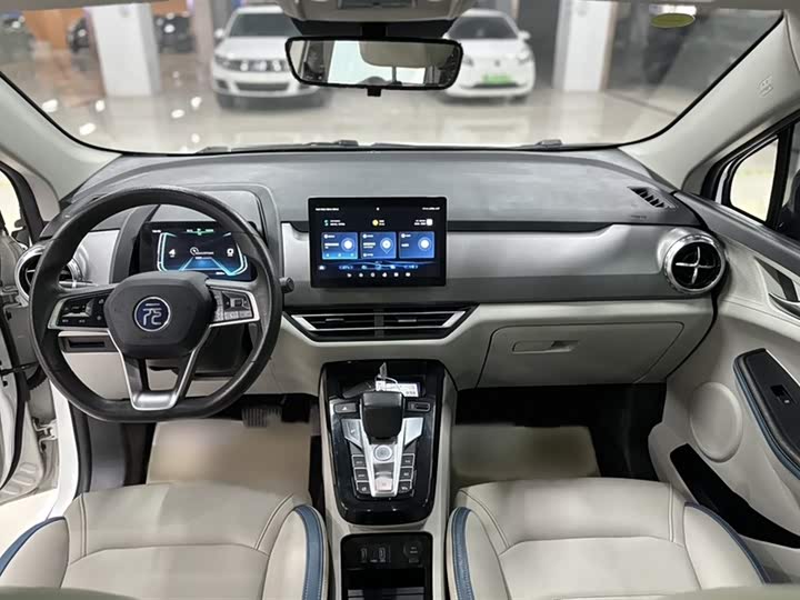 Фото 12 - BYD Yuan Pro