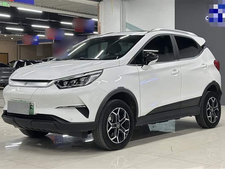 Фото 2 - BYD Yuan Pro