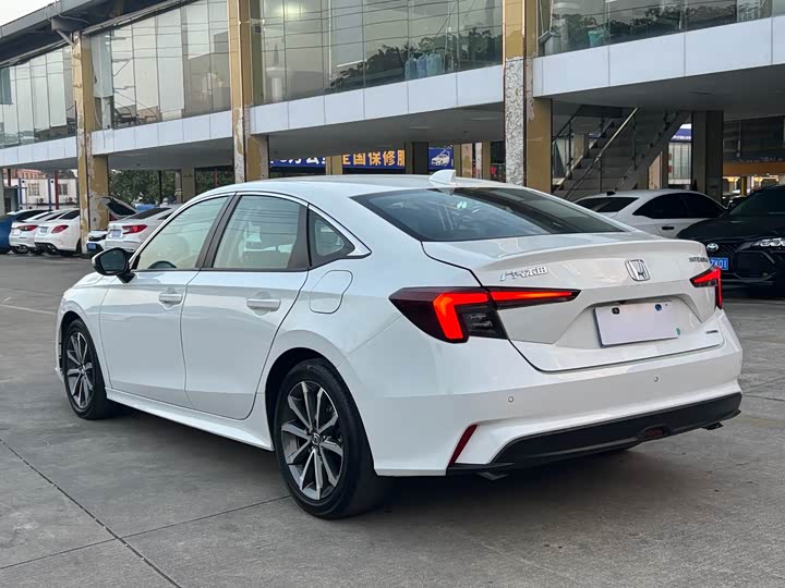 Фото 6 - Honda Integra