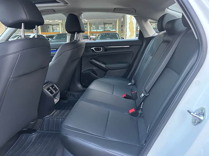 Фото 8 - Honda Integra