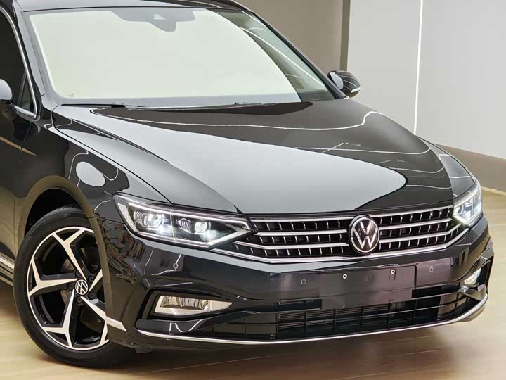 Фото 7 - Volkswagen Magotan