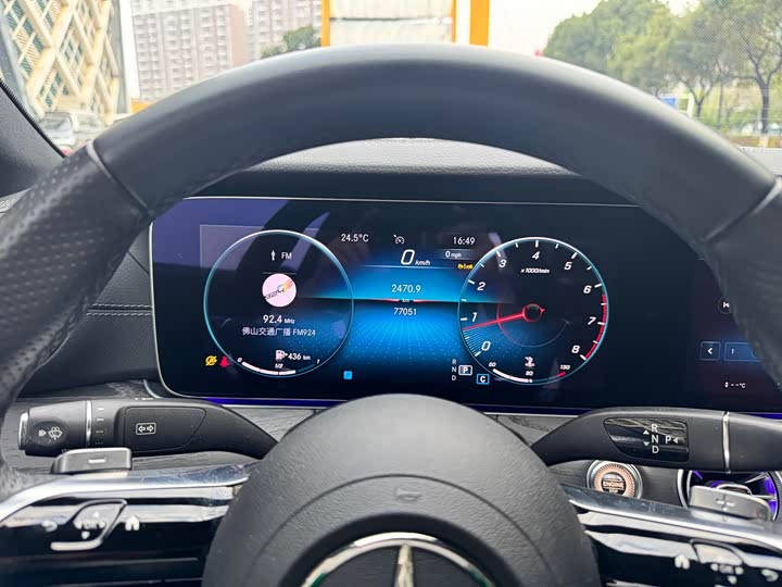 Фото 8 - Mercedes-Benz E-Class