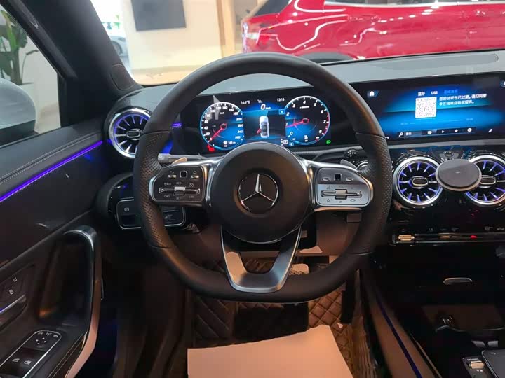 Фото 11 - Mercedes-Benz A-Class