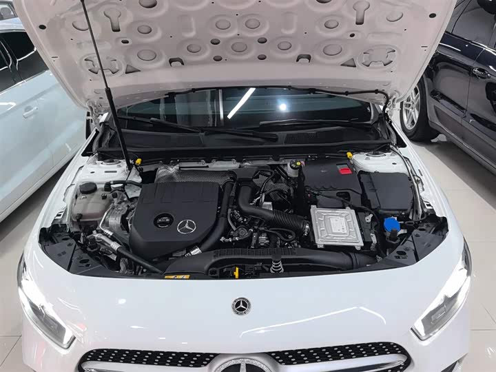 Фото 20 - Mercedes-Benz A-Class