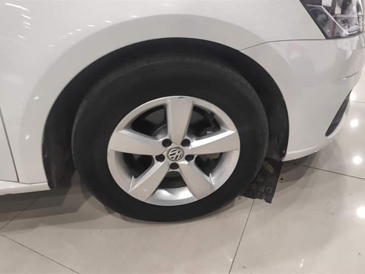 Фото 6 - Volkswagen Lavida