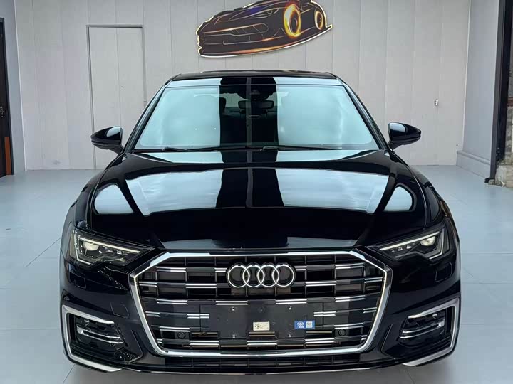 Фото 2 - Audi A6L
