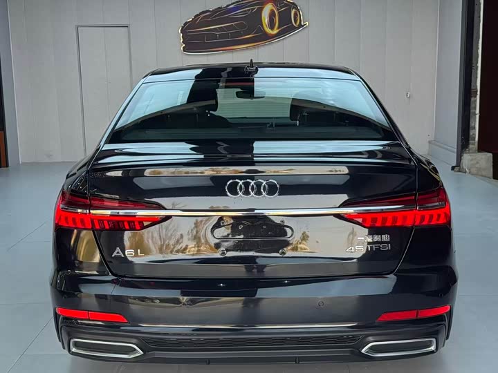 Фото 8 - Audi A6L