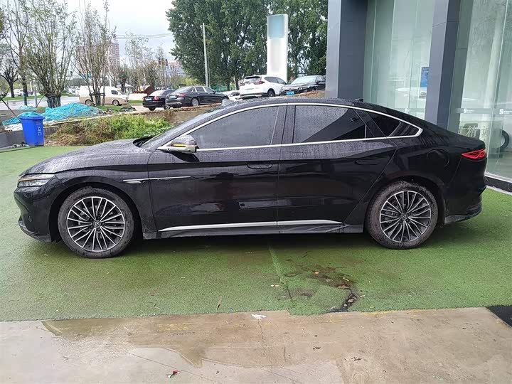 Фото 5 - BYD Han