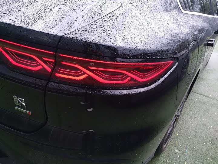 Фото 8 - BYD Han