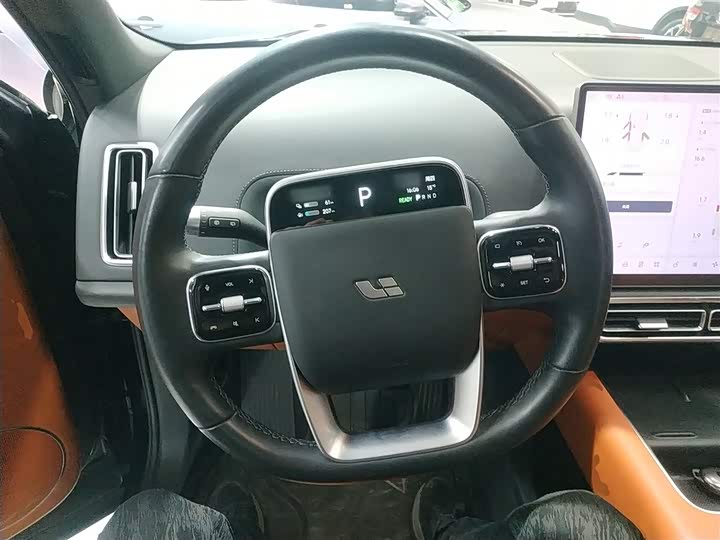 Фото 11 - LiXiang L8