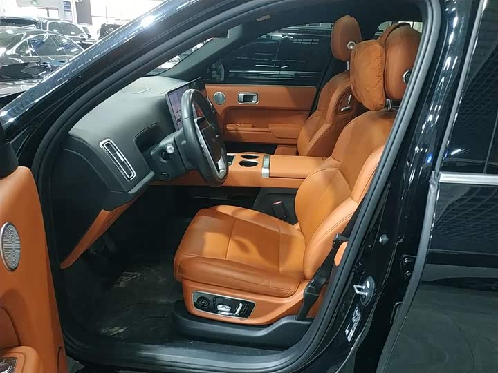 Фото 15 - LiXiang L8