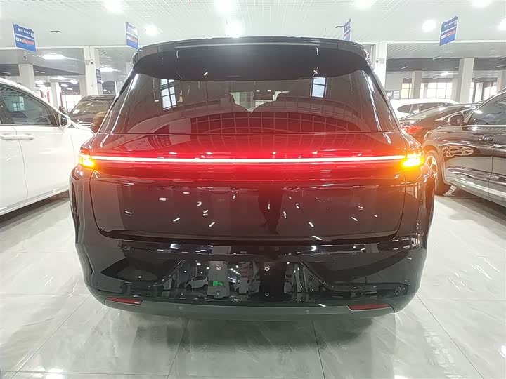 Фото 6 - LiXiang L8